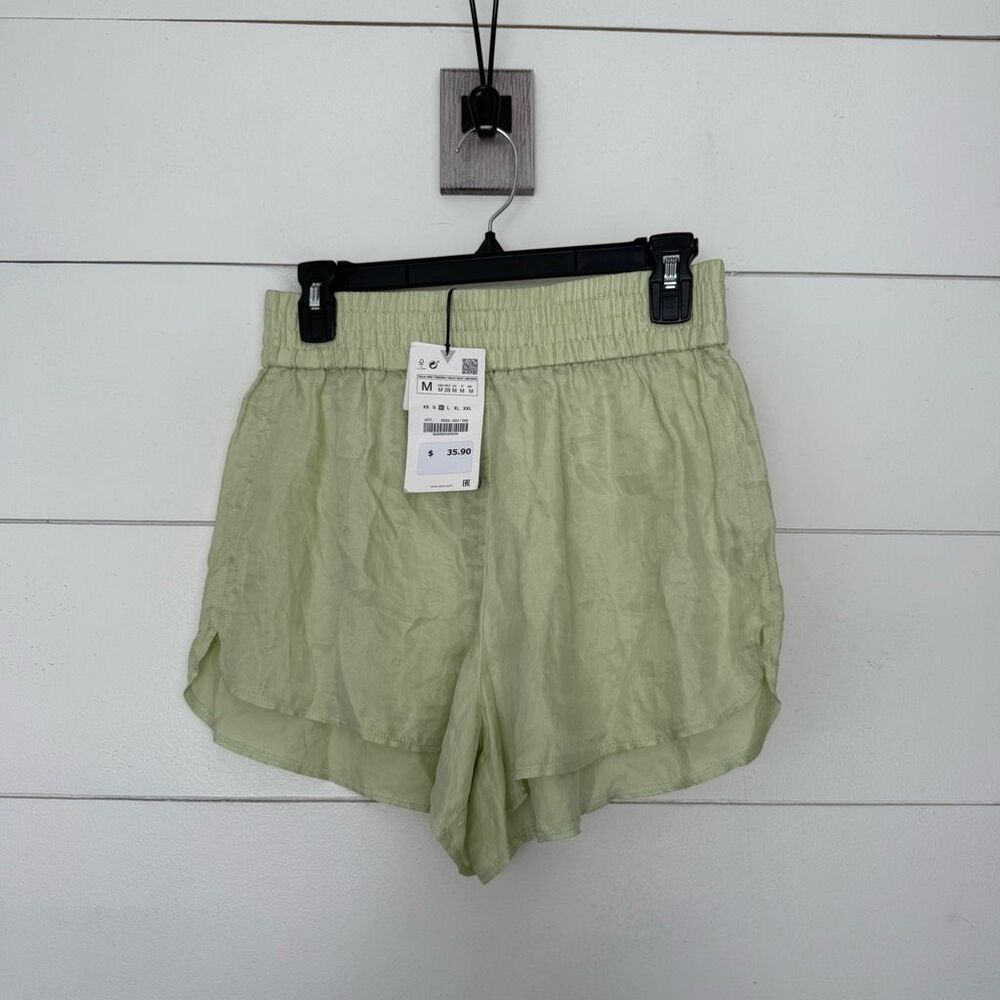 Zara Women’s Medium Green Tencel Shorts New